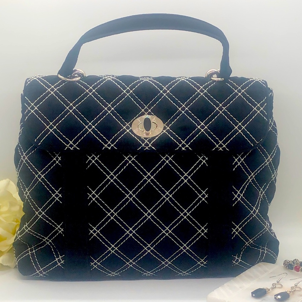 Vera Bradley Turn-lock hand satchel